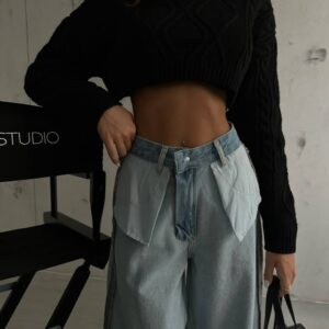 inverted blue jeans pants