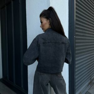 Alternative view of short sleeve black jeans