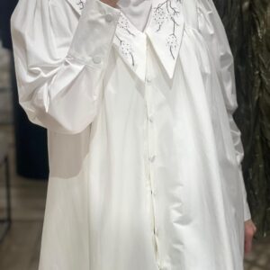 Alternative view of white dress with belt 2