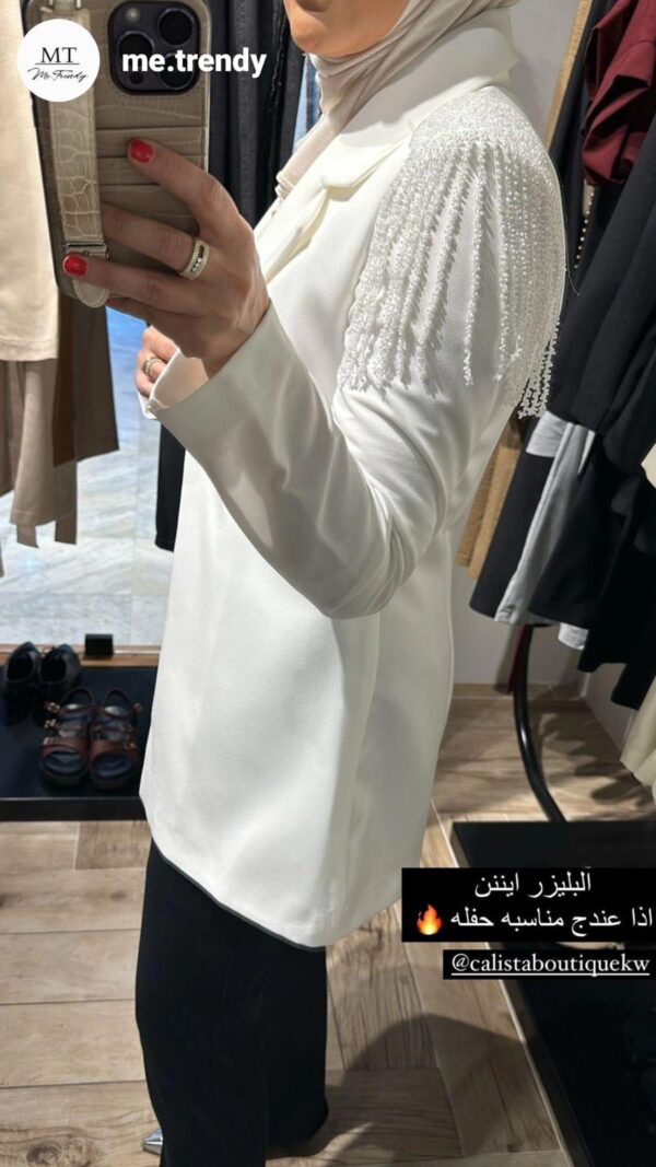 ⁦بليزر أبيض هدب⁩ - الصورة ⁦2⁩