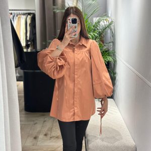 apricot shirt