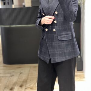 Alternative view of blue blazer